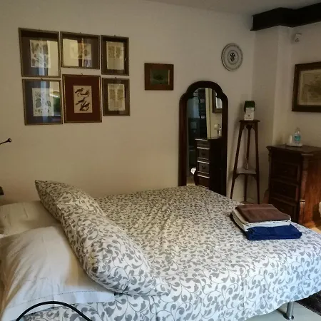 Oda ve Kahvaltı Bolognino